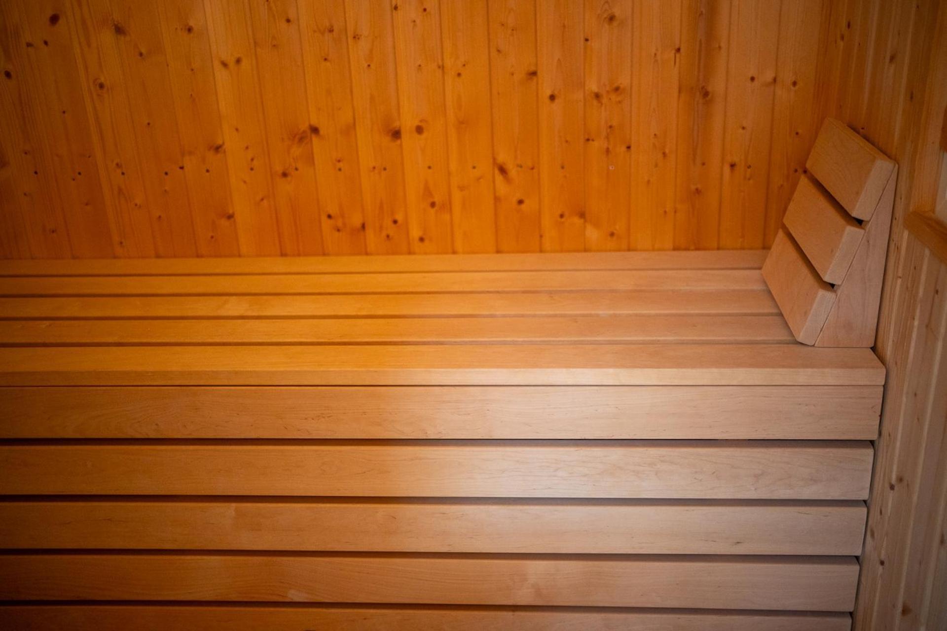 Holiday Apartmanhaz Gyula Zewnętrze zdjęcie