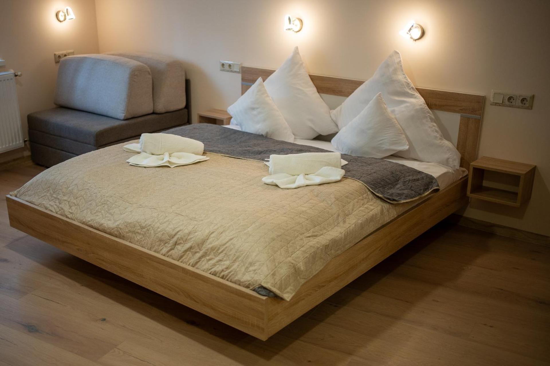 Holiday Apartmanhaz Gyula Zewnętrze zdjęcie